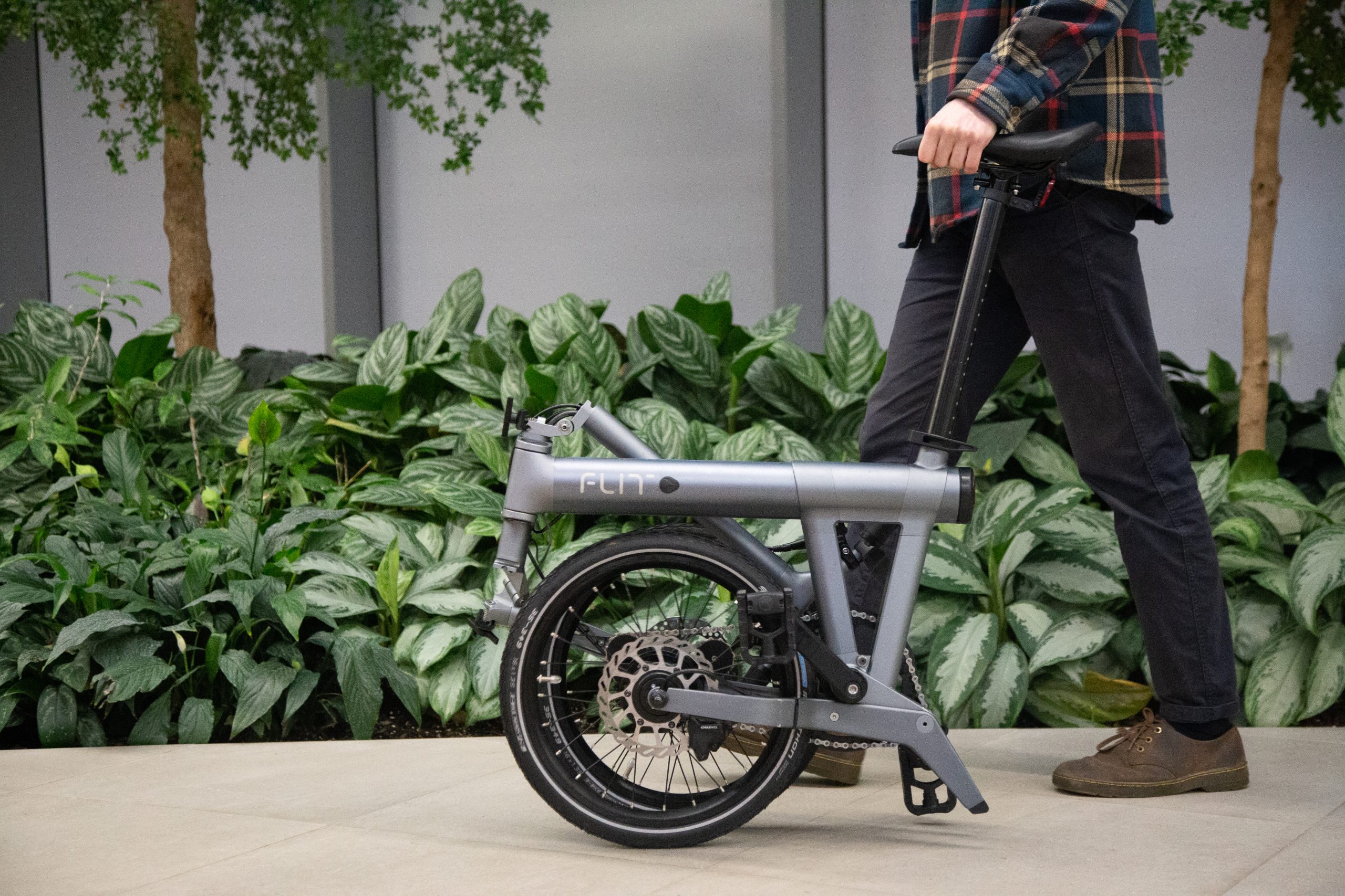 FLIT M2 folding ebike folded rolling