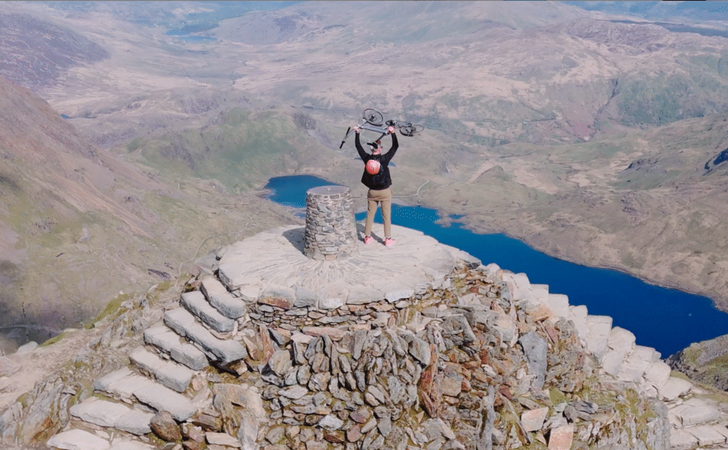 Cycling a folding ebike to the top of Snowdon and back down